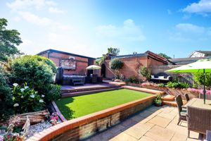 Garden x1- click for photo gallery